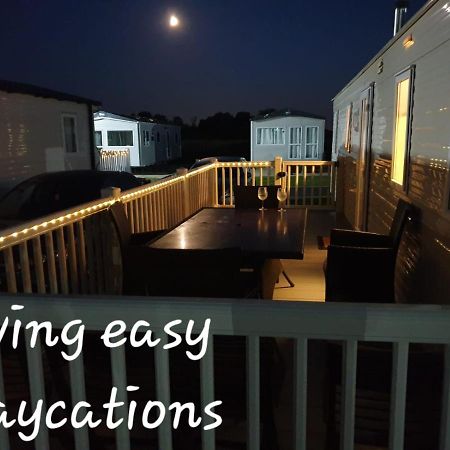 Living Easy Staycations At Tattershall Lakes Eksteriør billede