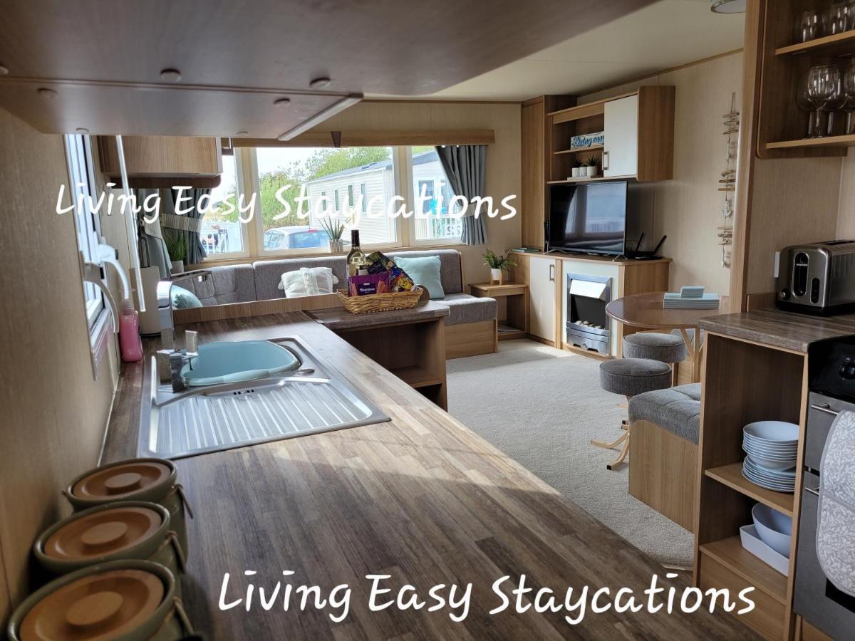 Living Easy Staycations At Tattershall Lakes Eksteriør billede