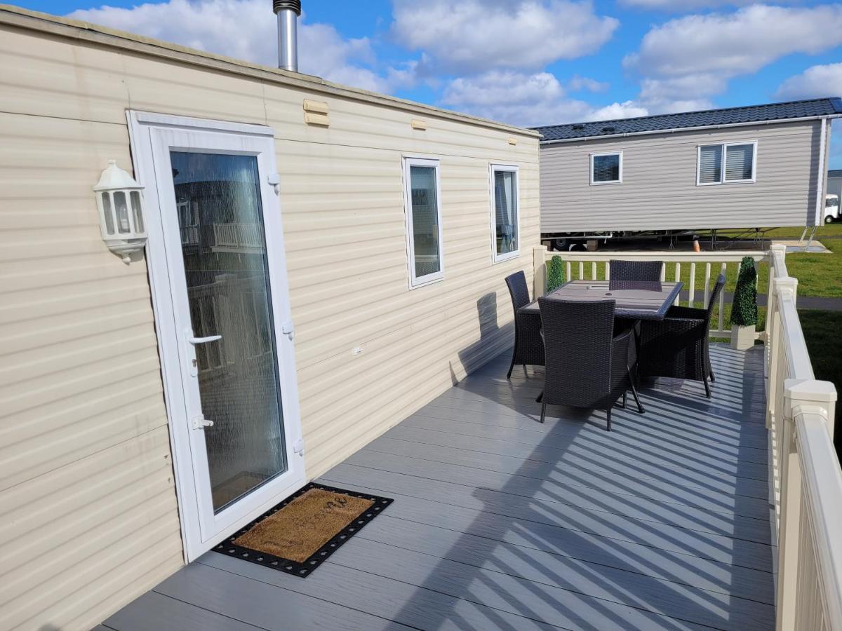 Living Easy Staycations At Tattershall Lakes Eksteriør billede